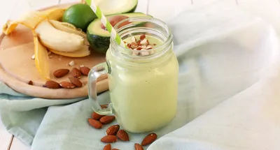 Detox smoothie s avokadom