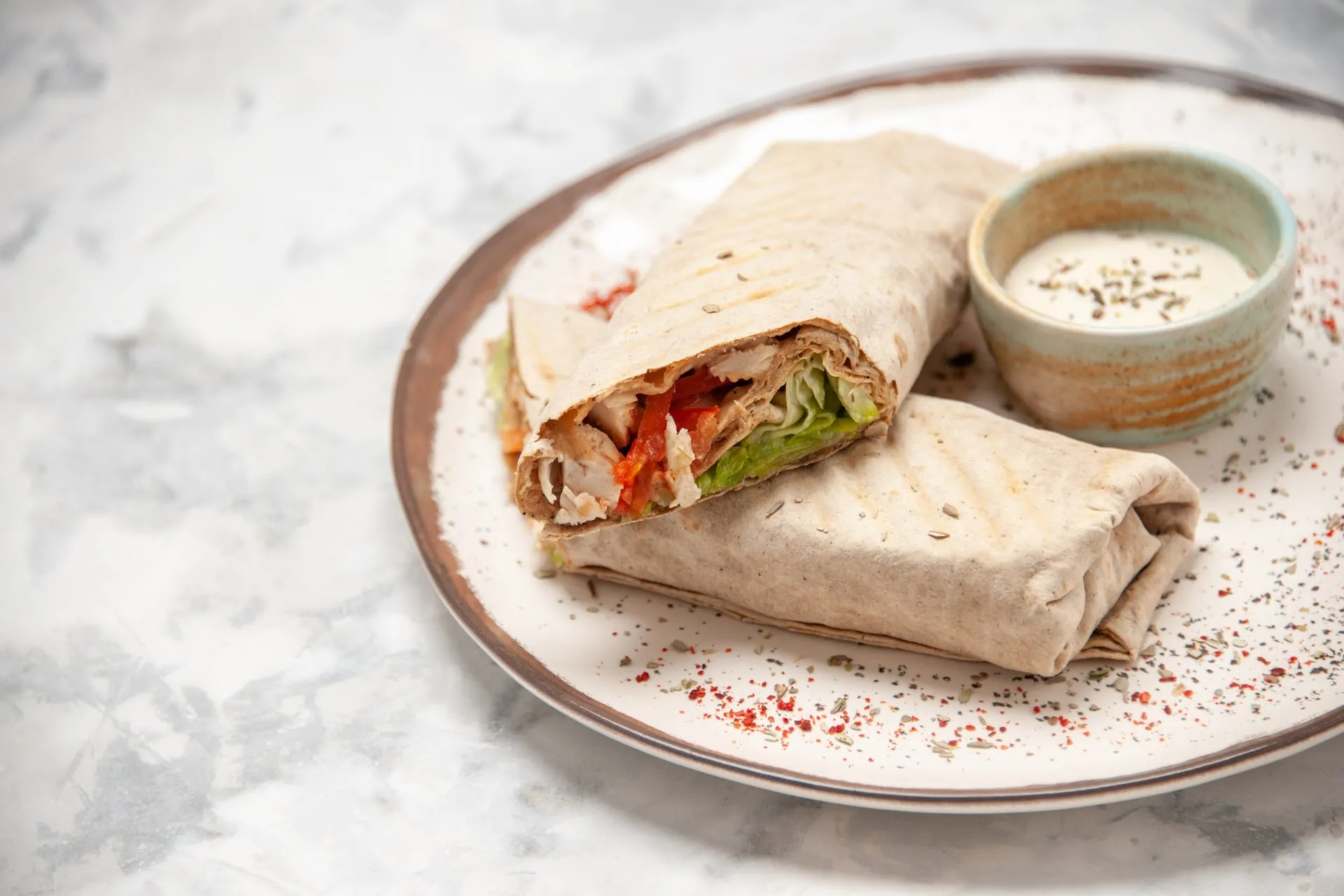 Napucaj se proteinima uz ovaj zdravi Burrito Bowl! Napucaj se proteinima uz ovaj zdravi Burrito Bowl!
